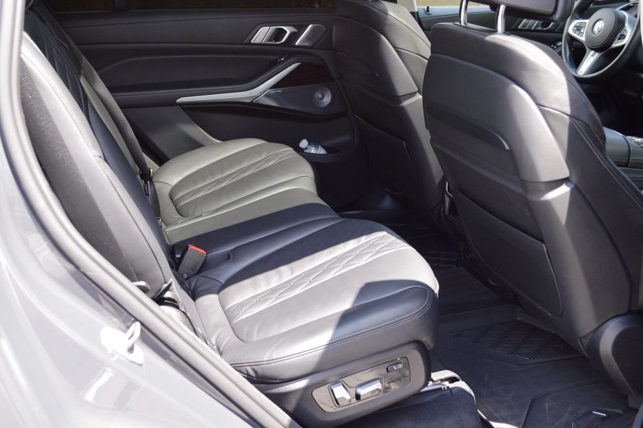 Продам BMW X7 M50D 2021 года в Одессе