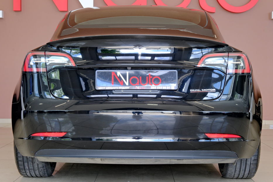Продам Tesla Model 3 Performance Dual Motor 2024 года в Одессе