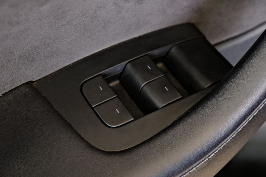 Продам Tesla Model 3 Performance Dual Motor 2024 года в Одессе