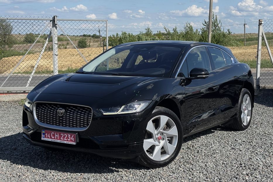 Продам Jaguar F-Pace 2020 года в Львове