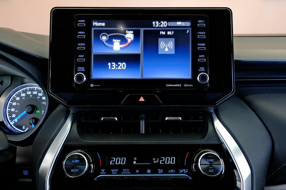 Продам Toyota Venza Hybrid 2023 года в Одессе