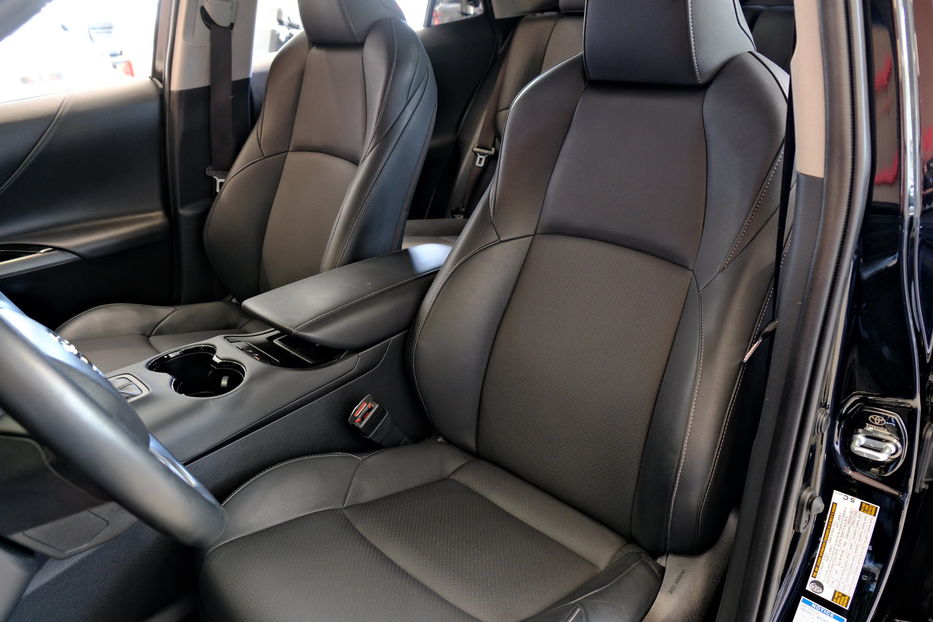 Продам Toyota Venza Hybrid 2023 года в Одессе