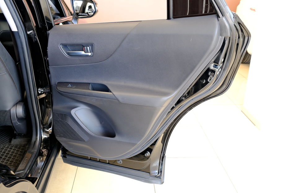 Продам Toyota Venza Hybrid 2023 года в Одессе