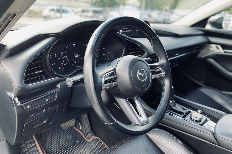 Продам Mazda 3 2019 года в Киеве