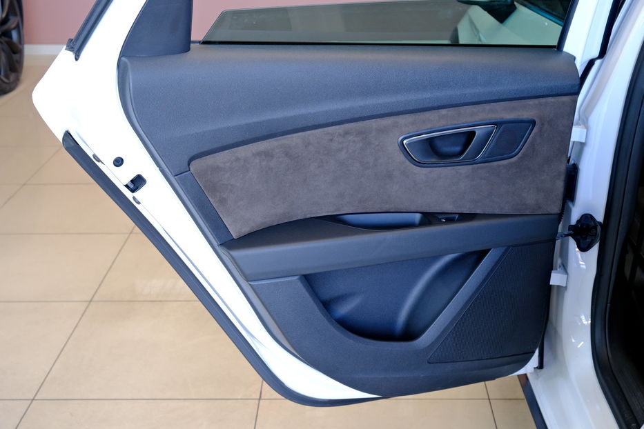 Продам Seat Leon 2017 года в Одессе