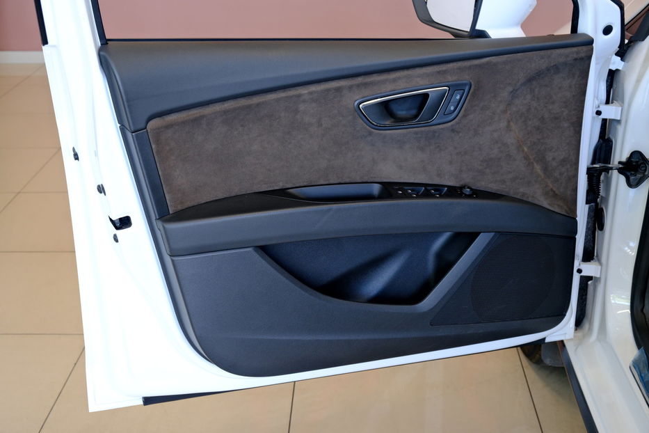Продам Seat Leon 2017 года в Одессе