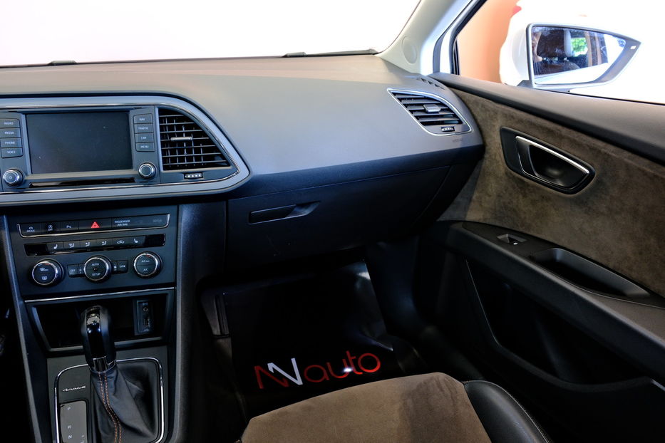 Продам Seat Leon 2017 года в Одессе