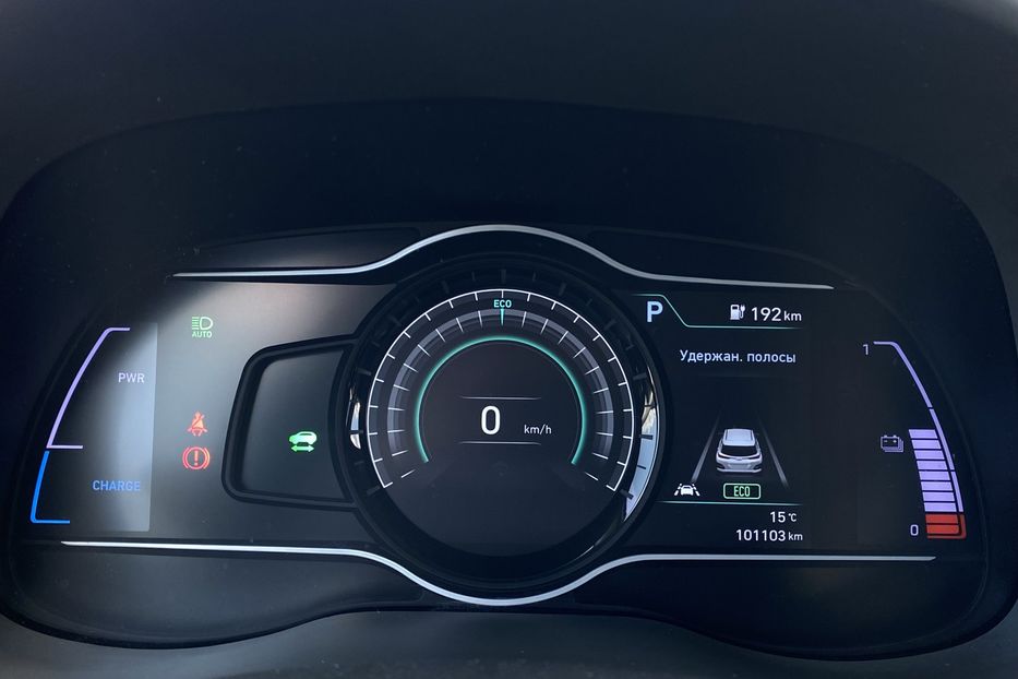 Продам Hyundai Kona 64кВт Макскомплектація Premium 2020 года в Львове