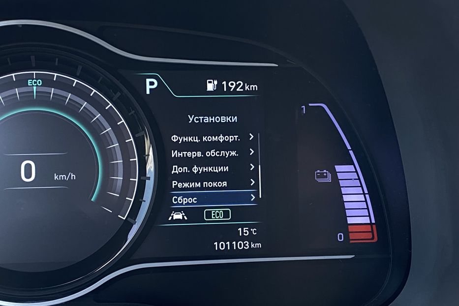 Продам Hyundai Kona 64кВт Макскомплектація Premium 2020 года в Львове