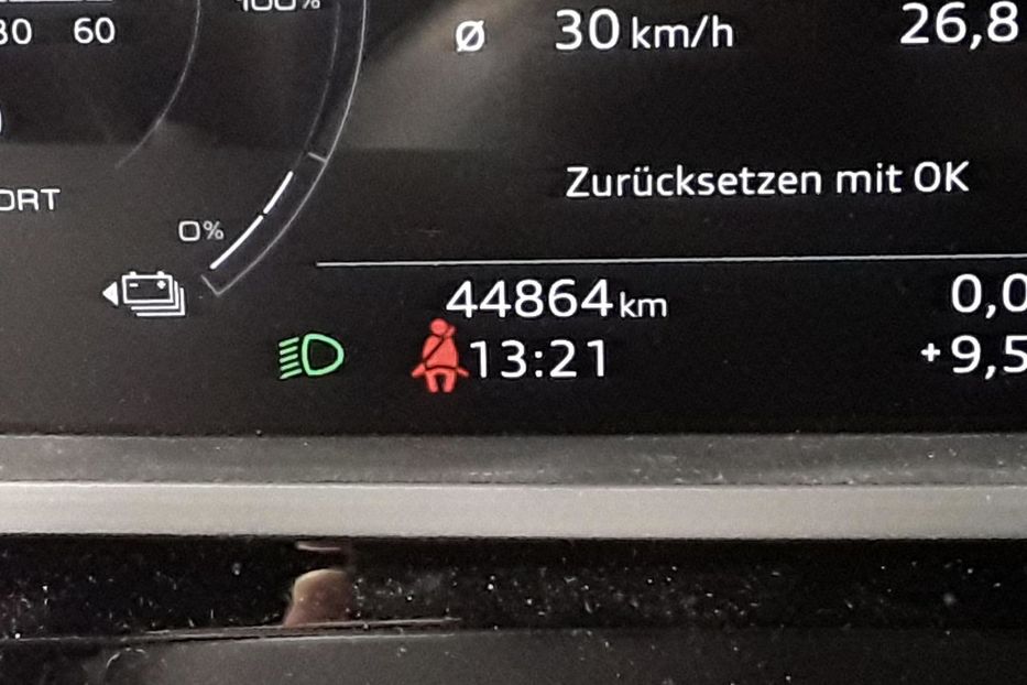 Продам Audi E-Tron e-tron S 370kW 2022 года в Львове