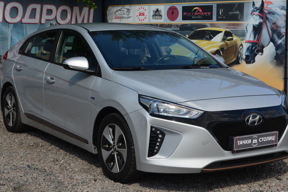 Продам Hyundai Ioniq 2019 года в Киеве