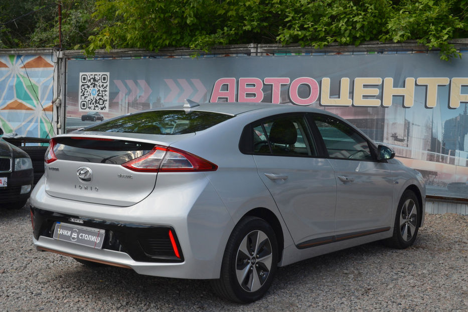 Продам Hyundai Ioniq 2019 года в Киеве