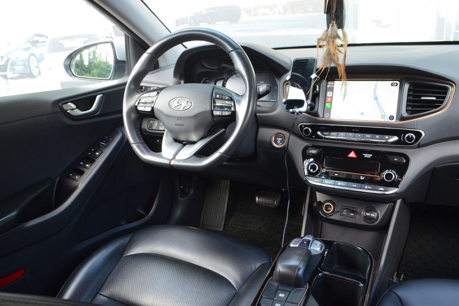 Продам Hyundai Ioniq 2019 года в Киеве