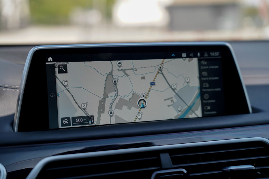Продам BMW 745 E 2021 года в Черновцах