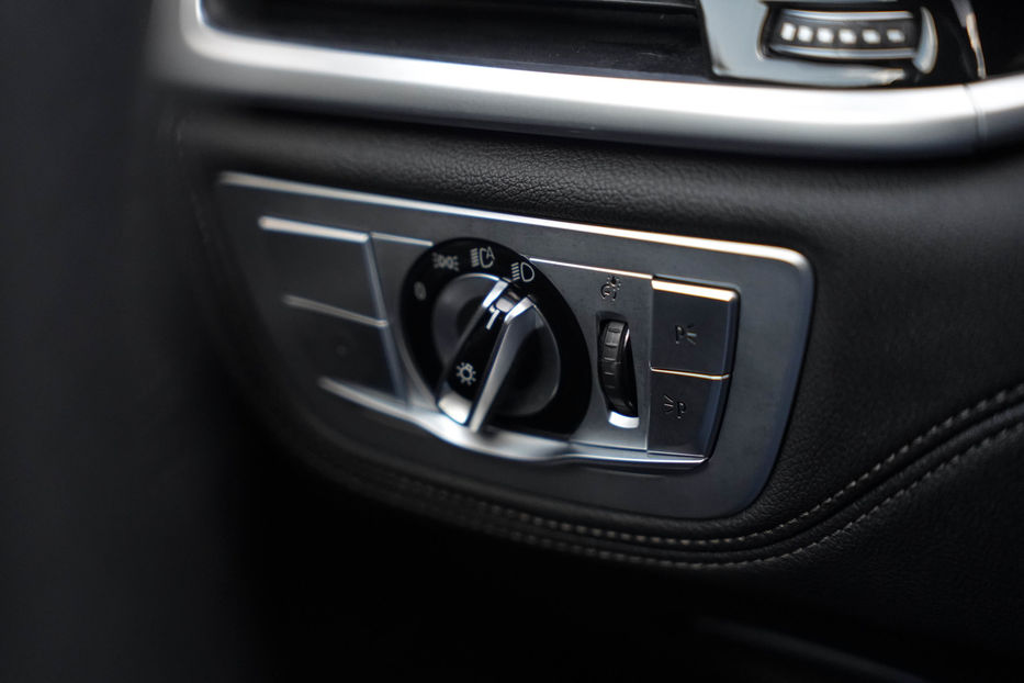 Продам BMW 745 E 2021 года в Черновцах