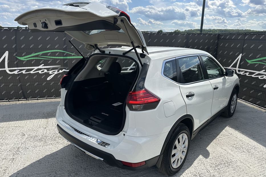 Продам Nissan Rogue 4х4 2016 года в Киеве