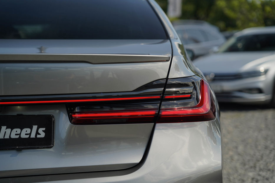 Продам BMW 745 E 2021 года в Черновцах