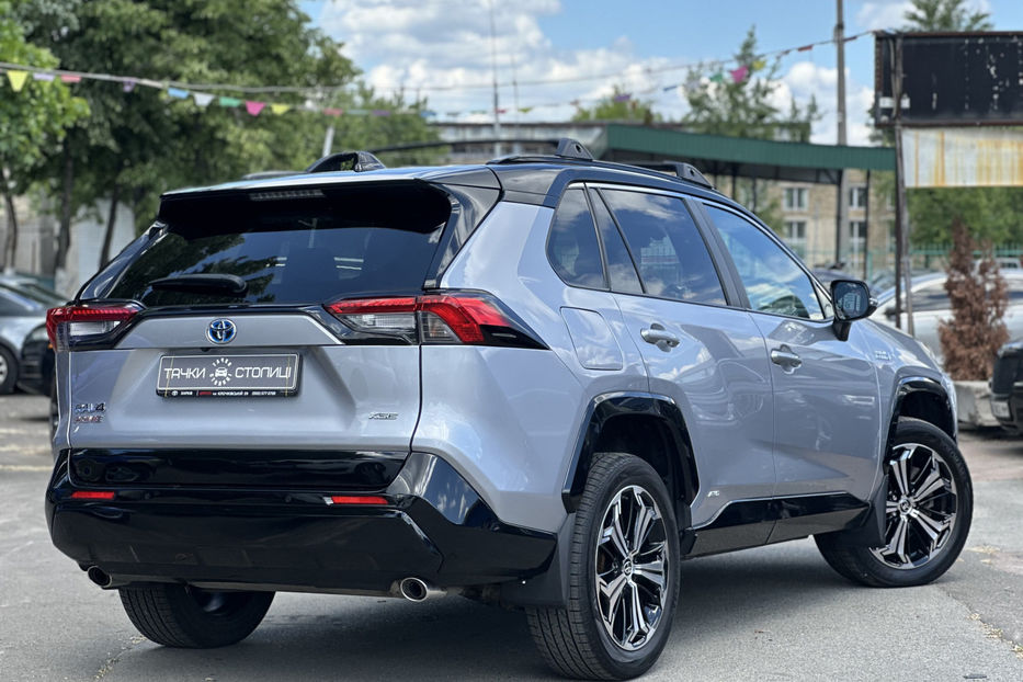 Продам Toyota Rav 4 2020 года в Киеве