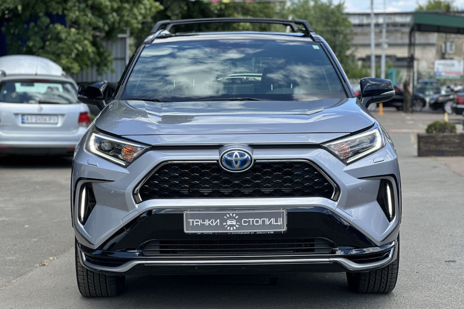 Продам Toyota Rav 4 2020 года в Киеве