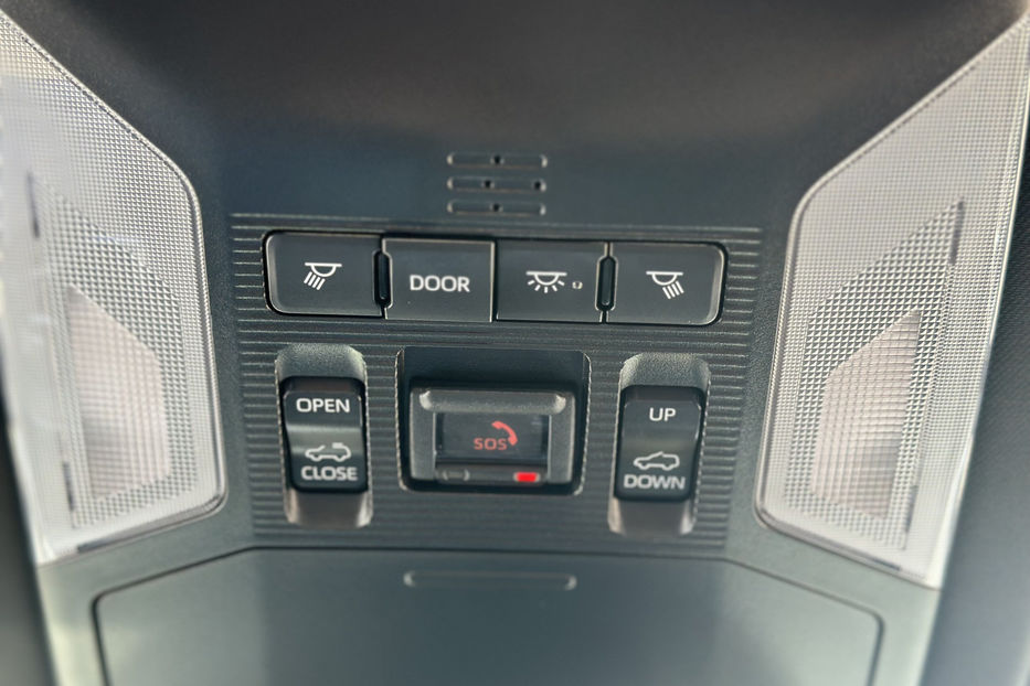 Продам Toyota Rav 4 2020 года в Киеве