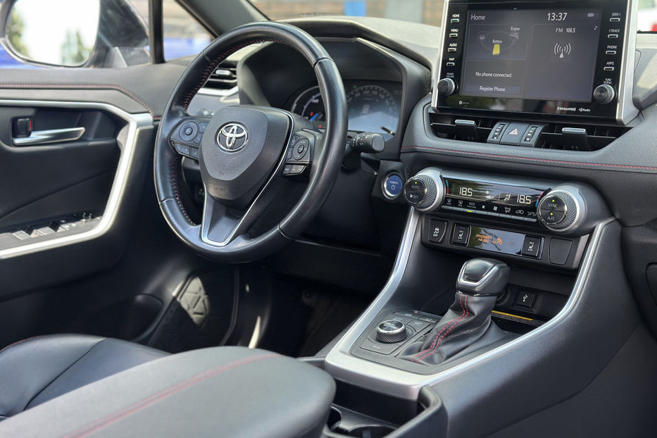 Продам Toyota Rav 4 2020 года в Киеве