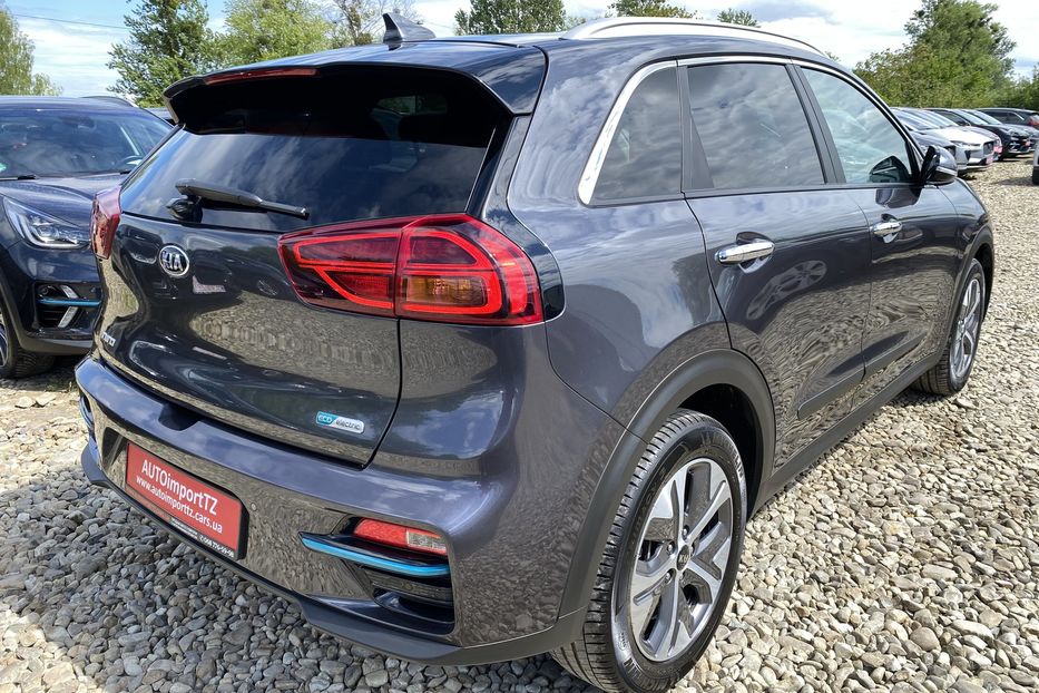 Продам Kia Niro 64 kWh Макс. комплектація Люк 2021 года в Львове