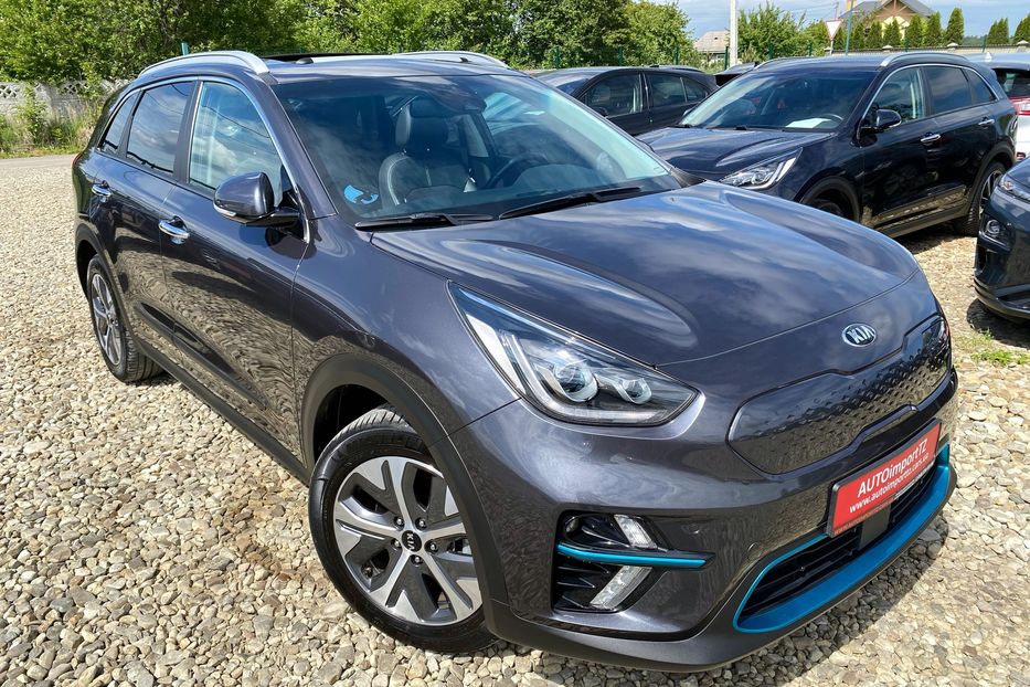 Продам Kia Niro 64 kWh Макс. комплектація Люк 2021 года в Львове