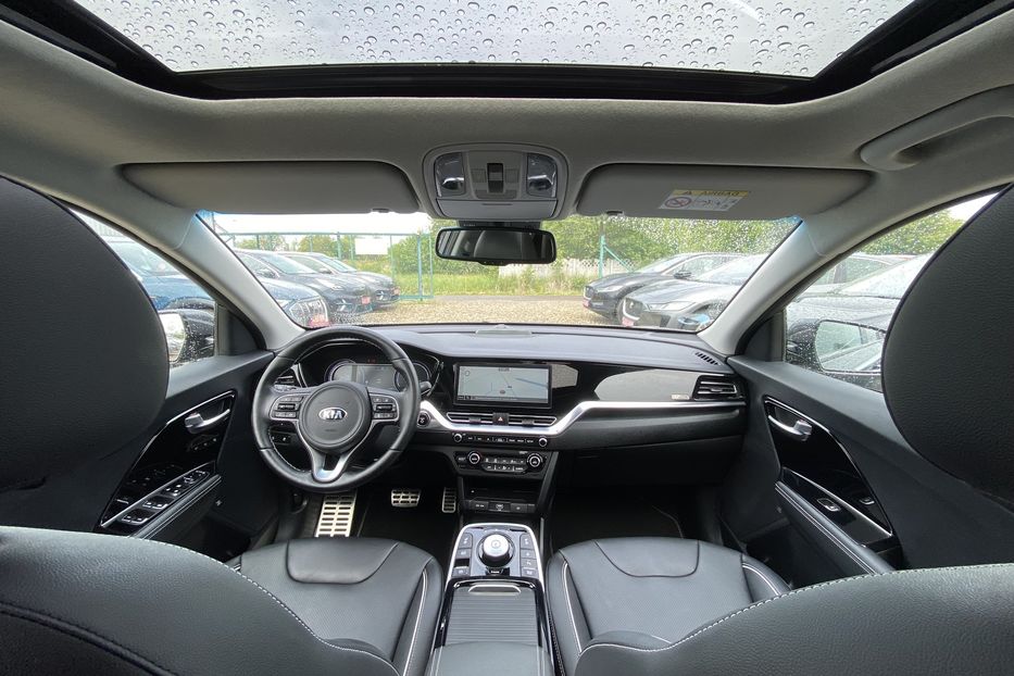 Продам Kia Niro 64 kWh Макс. комплектація Люк 2021 года в Львове