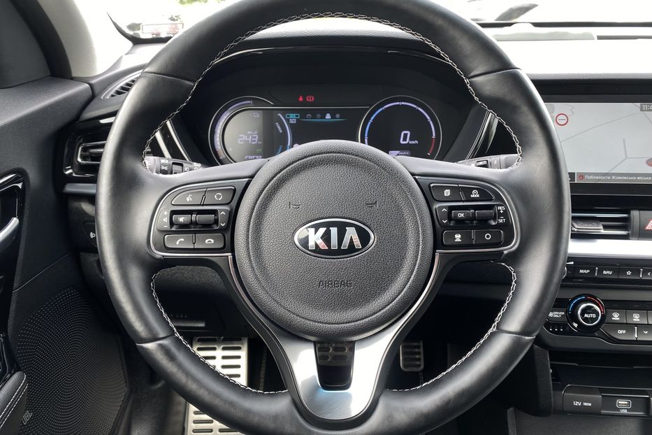 Продам Kia Niro 64 kWh Макс. комплектація Люк 2021 года в Львове