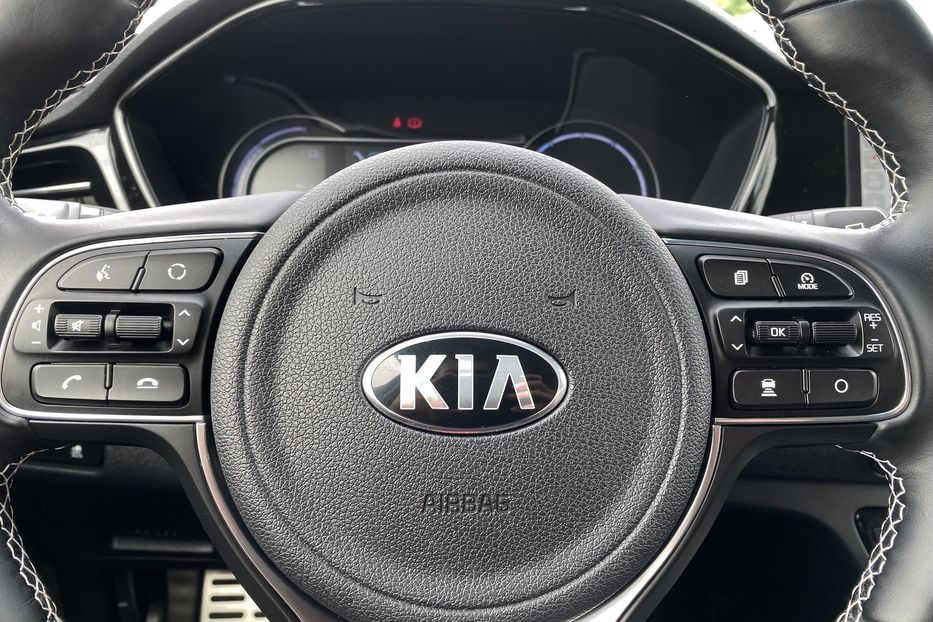 Продам Kia Niro 64 kWh Макс. комплектація Люк 2021 года в Львове