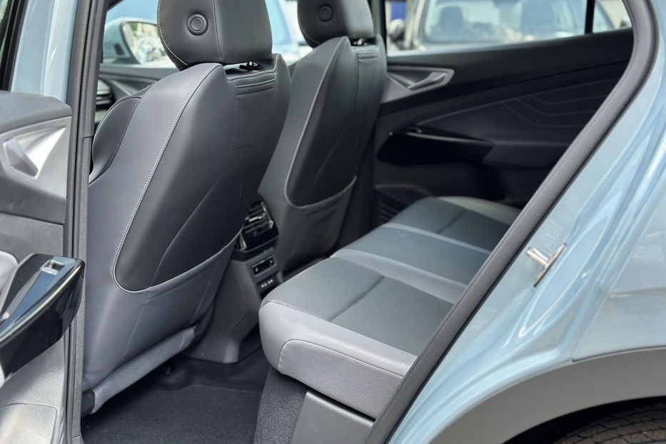 Продам Volkswagen ID.4 2023 года в Киеве