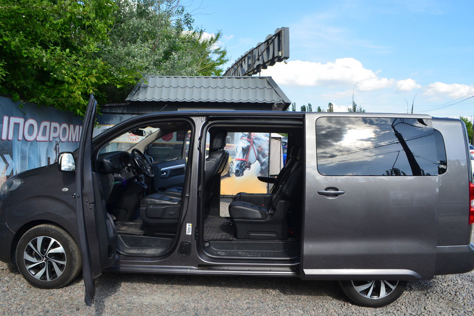 Продам Citroen Jumpy пасс. 2018 года в Киеве