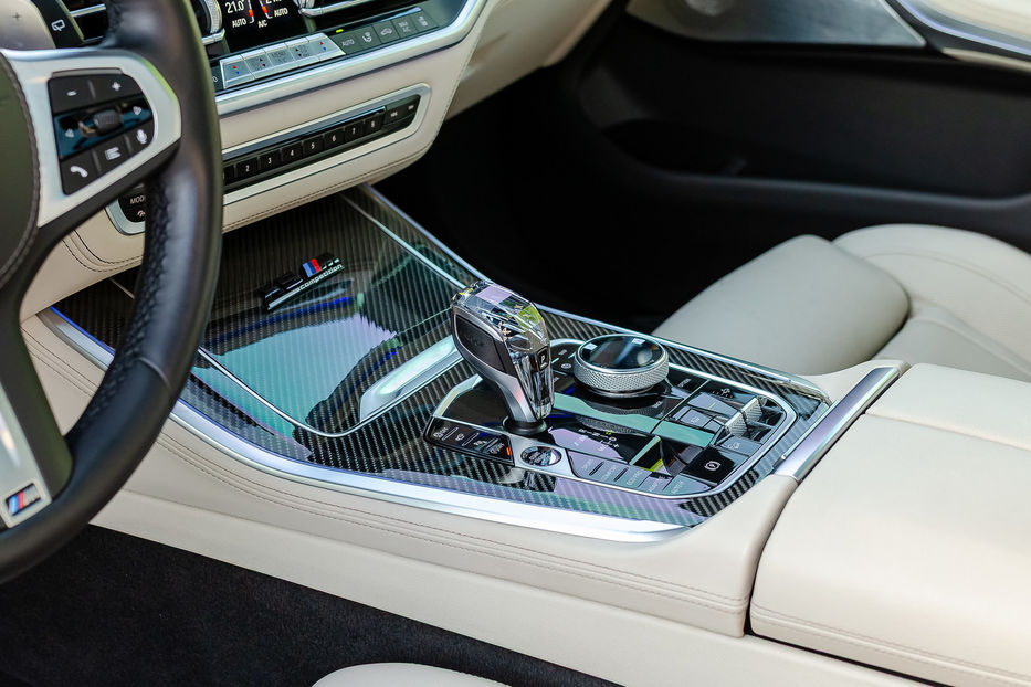 Продам BMW X5 M50d Individual 2020 года в Киеве