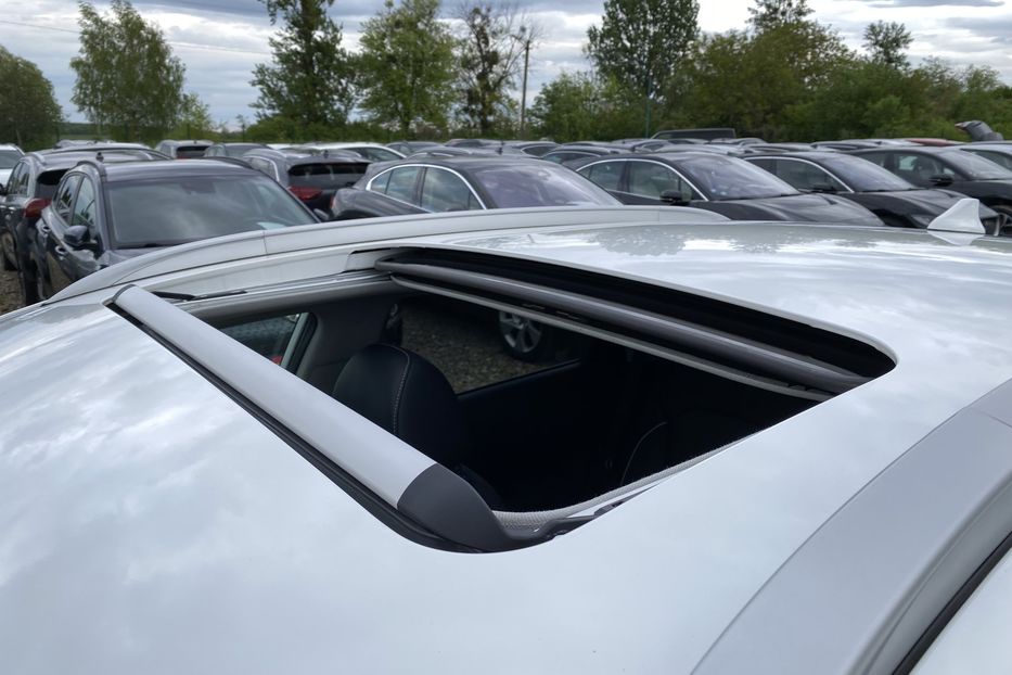 Продам Kia Niro 64 kWh Макс. комплектація Люк 2021 года в Львове
