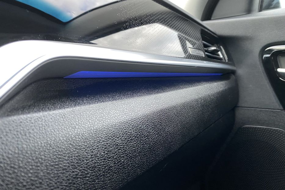 Продам Kia Niro 64 kWh Макс. комплектація Люк 2021 года в Львове