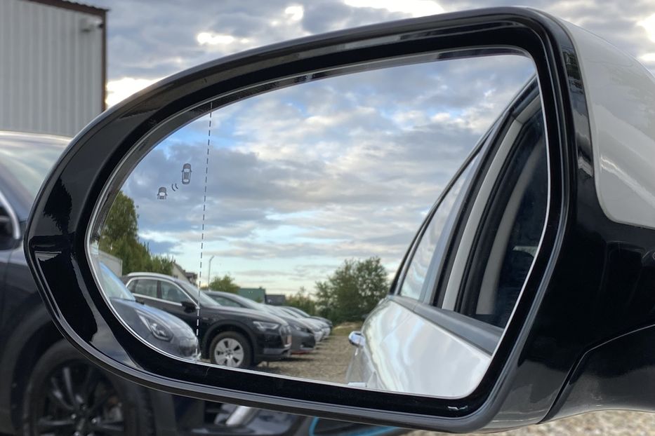 Продам Kia Niro 64 kWh Макс. комплектація Люк 2021 года в Львове