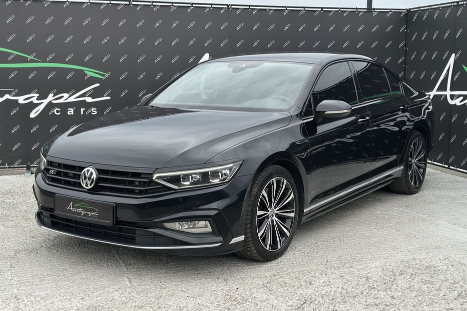 Продам Volkswagen Passat B8 R-Line 4motion 2020 года в Киеве