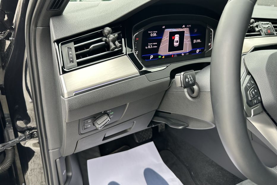 Продам Volkswagen Passat B8 R-Line 4motion 2020 года в Киеве