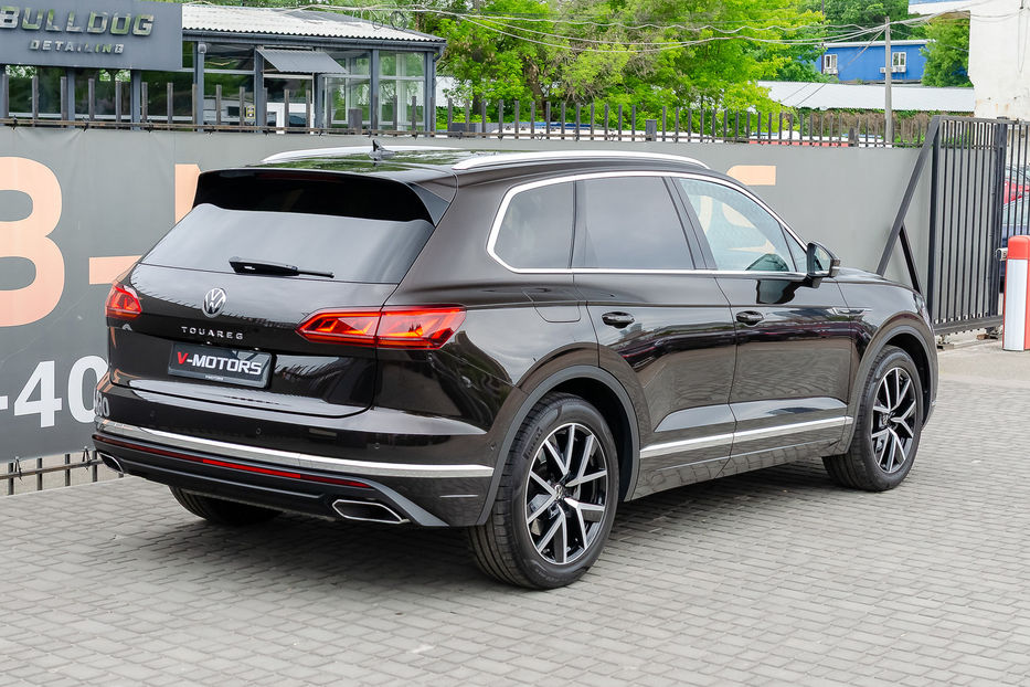 Продам Volkswagen Touareg 2021 года в Киеве