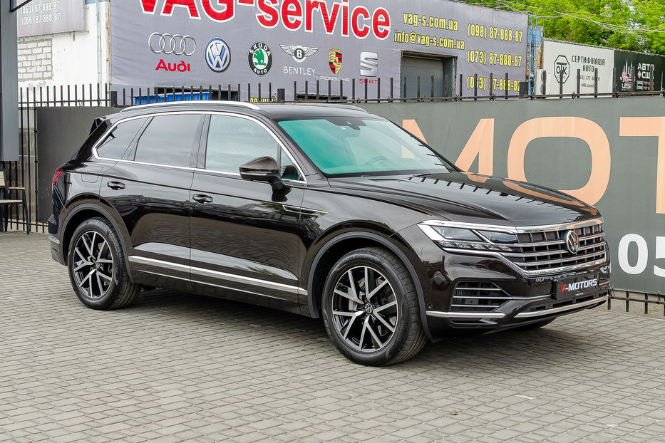 Продам Volkswagen Touareg 2021 года в Киеве