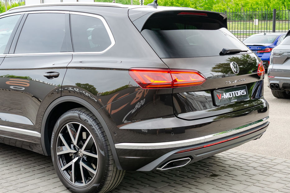 Продам Volkswagen Touareg 2021 года в Киеве