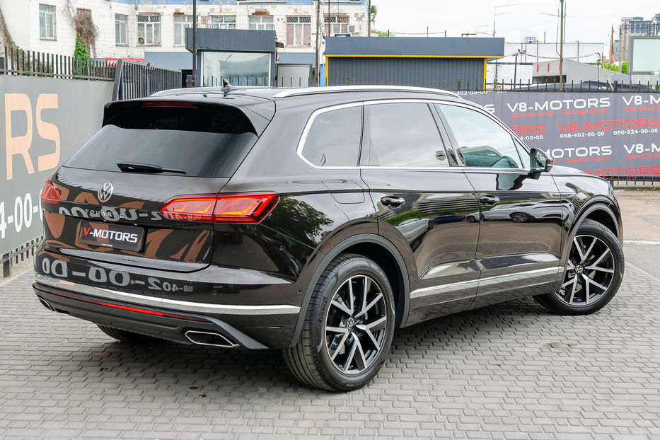 Продам Volkswagen Touareg 2021 года в Киеве