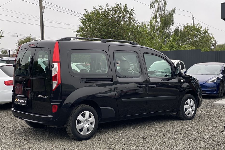 Продам Renault Kangoo пасс. 2013 года в Луцке