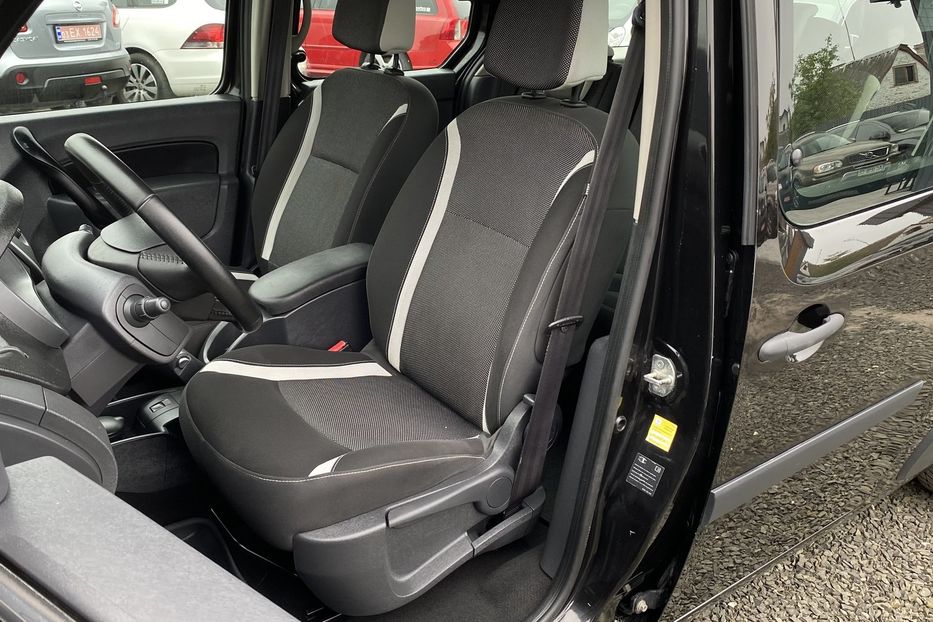 Продам Renault Kangoo пасс. 2013 года в Луцке
