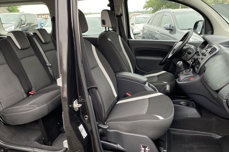 Продам Renault Kangoo пасс. 2013 года в Луцке