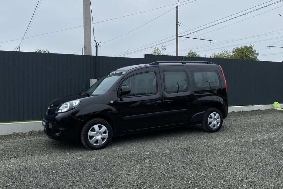 Продам Renault Kangoo пасс. 2013 года в Луцке