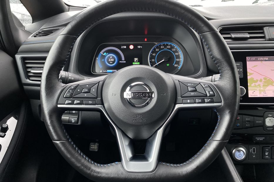 Продам Nissan Leaf 62кВтПдгрвкермасидіньКамера360 2020 года в Львове