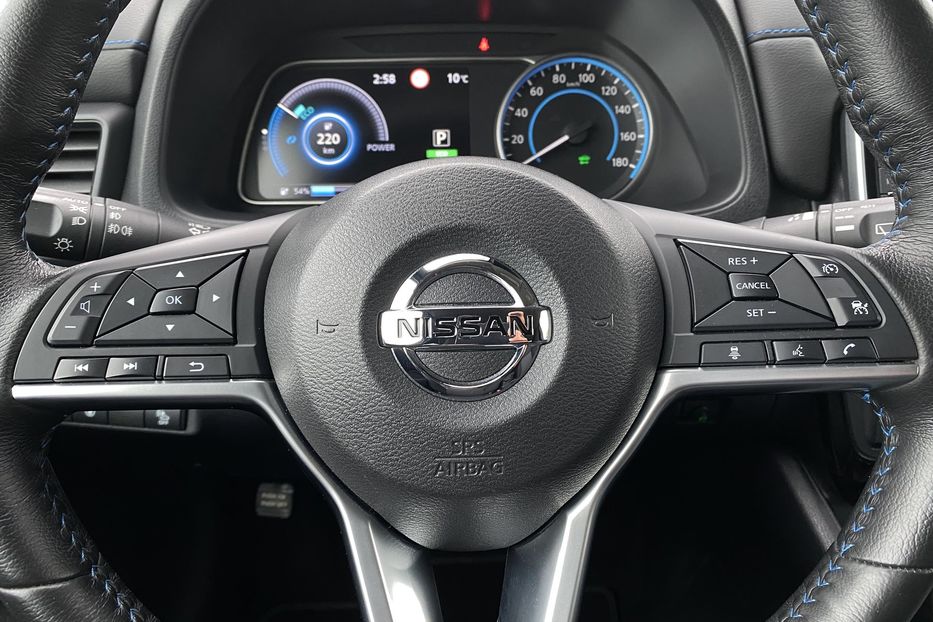 Продам Nissan Leaf 62кВтПдгрвкермасидіньКамера360 2020 года в Львове