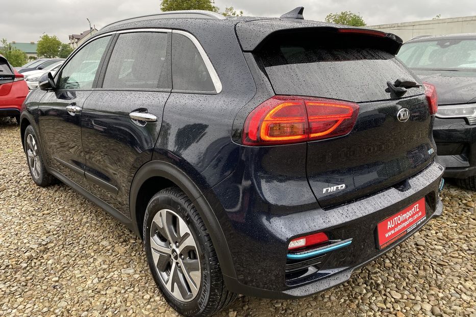 Продам Kia Niro 64 kWh Макс. комплектація Люк 2021 года в Львове