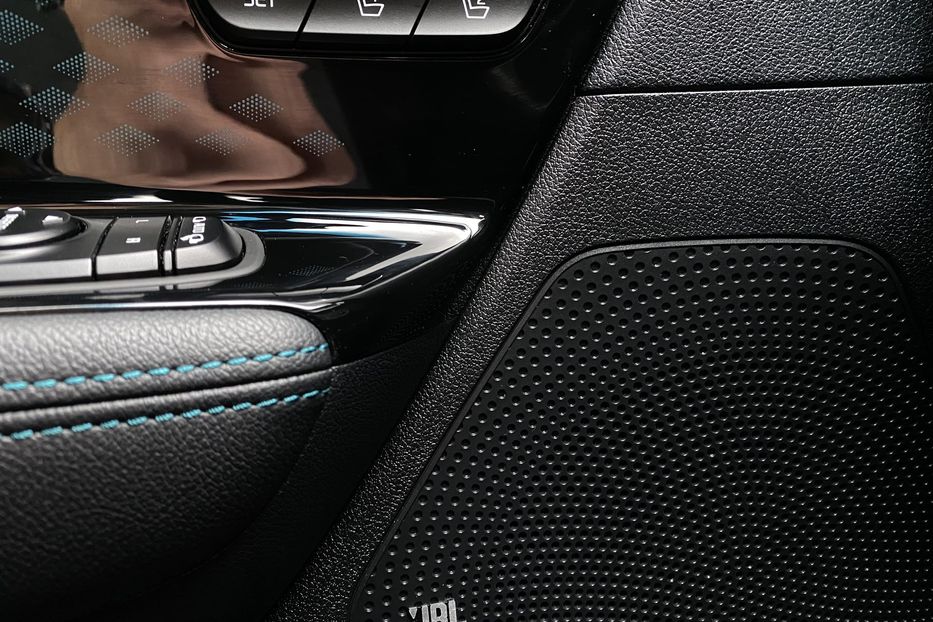 Продам Kia Niro 64 kWh Макс. комплектація Люк 2021 года в Львове